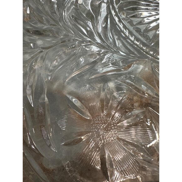 Vintage Clear Glass Cut Crystal Serving Bowl - Picture 9 of 10